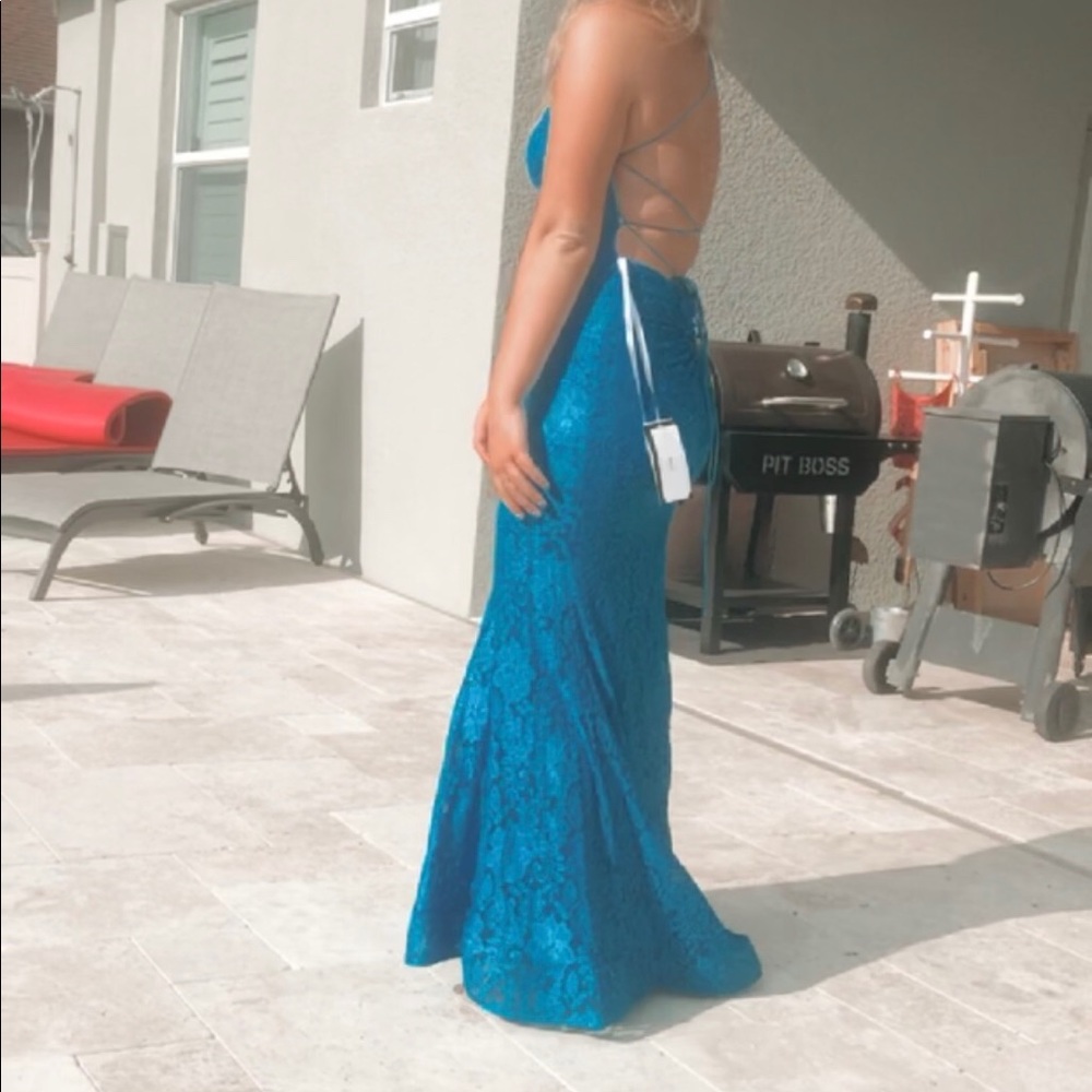 Sherri Hill prom dress